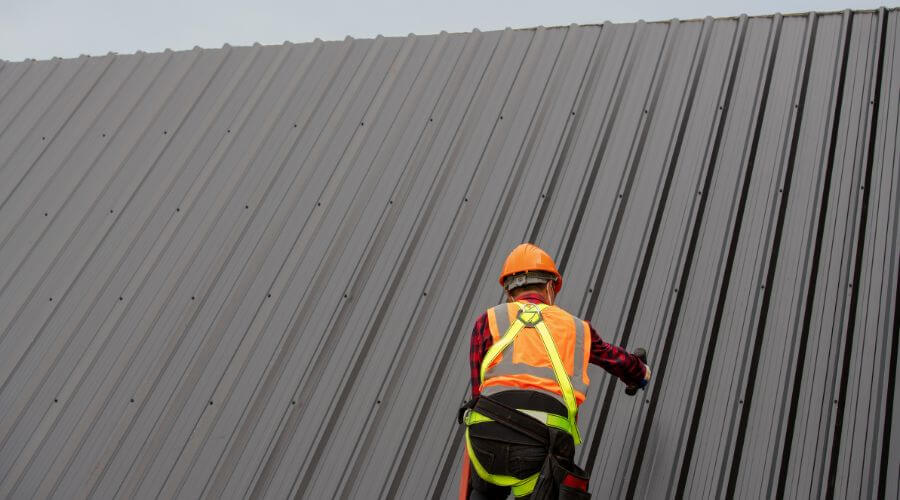 Expert top industrial roofings services in Cave In Rock, IL